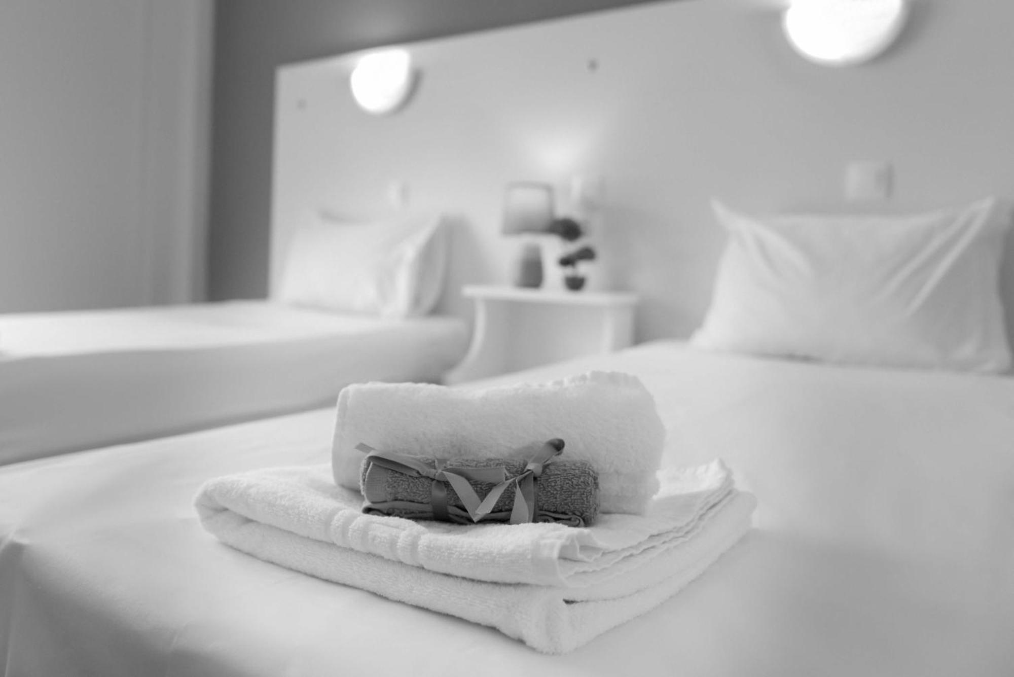 Nine Muses Apartments กาวอส ภายนอก รูปภาพ