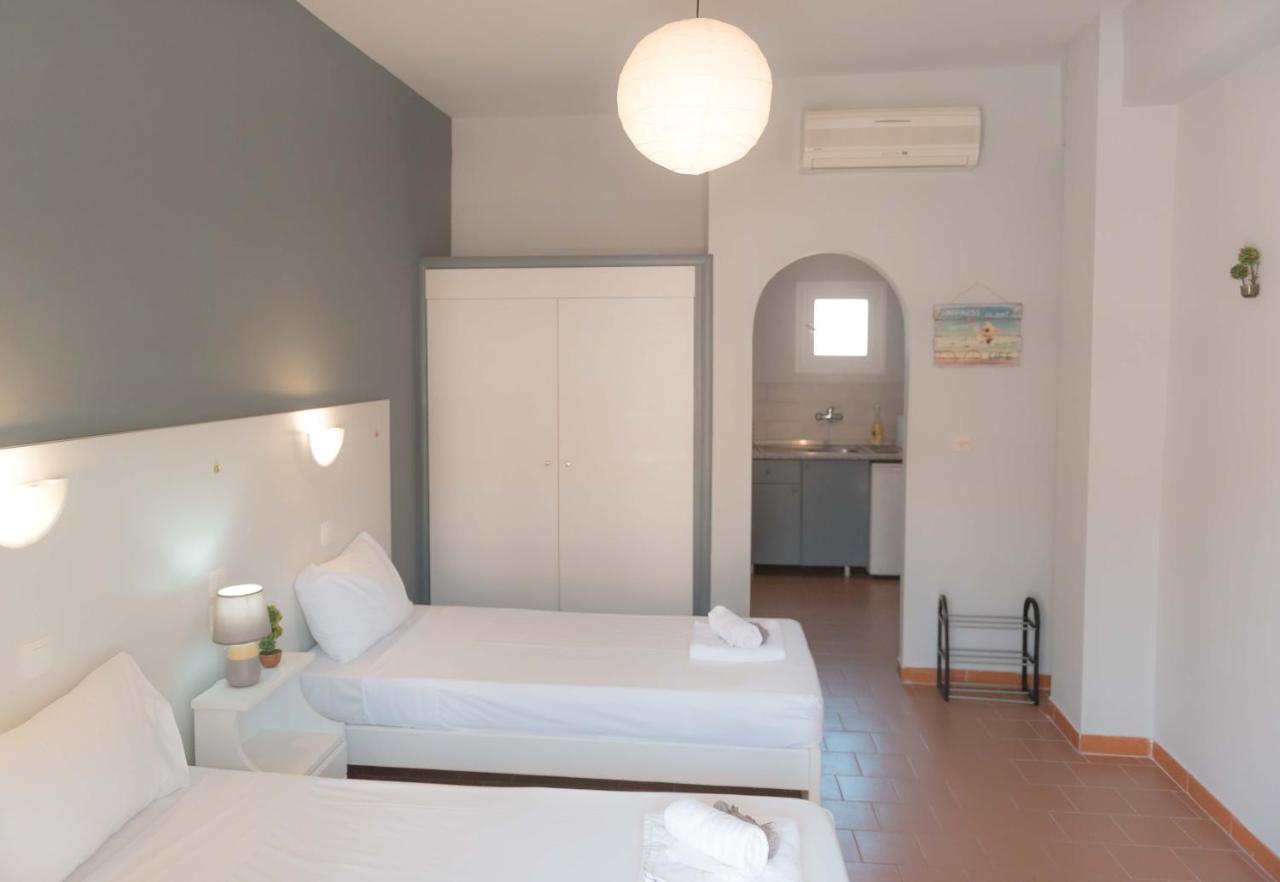 Nine Muses Apartments กาวอส ภายนอก รูปภาพ